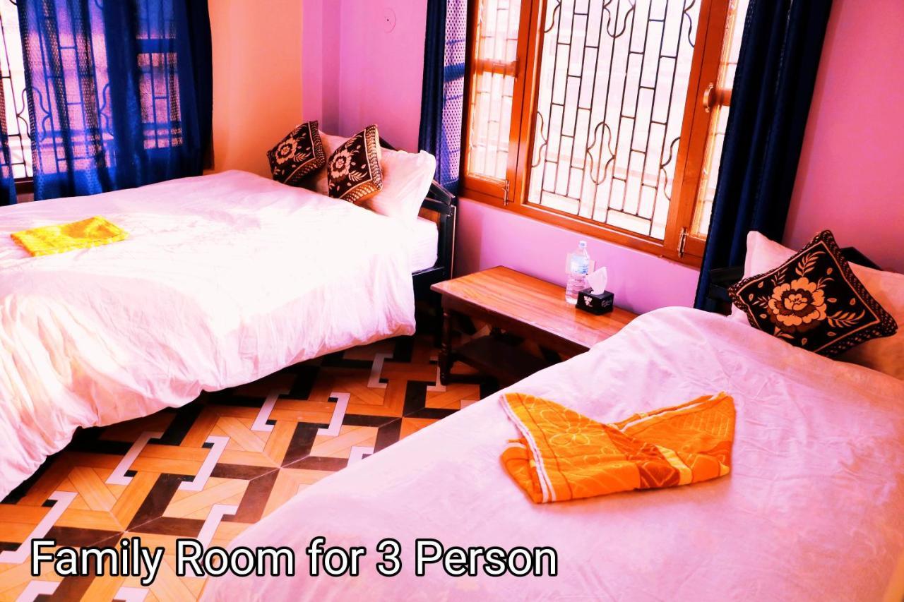 Hotel National Park Sauraha- Homely Stay And Peaceful Location With Jungle Safari Arrangements מראה חיצוני תמונה