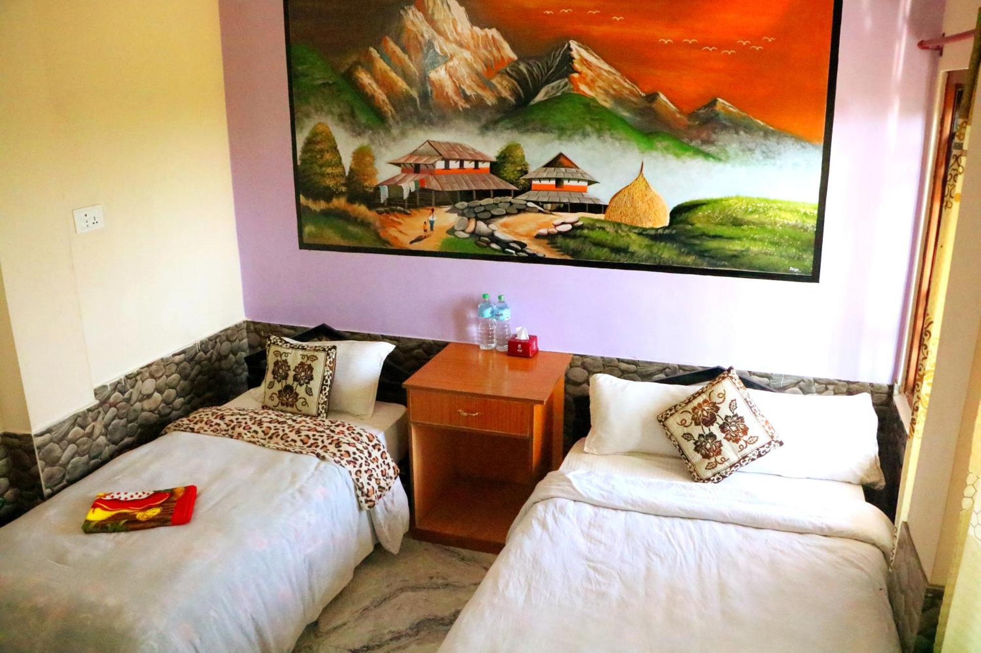 Hotel National Park Sauraha- Homely Stay And Peaceful Location With Jungle Safari Arrangements מראה חיצוני תמונה