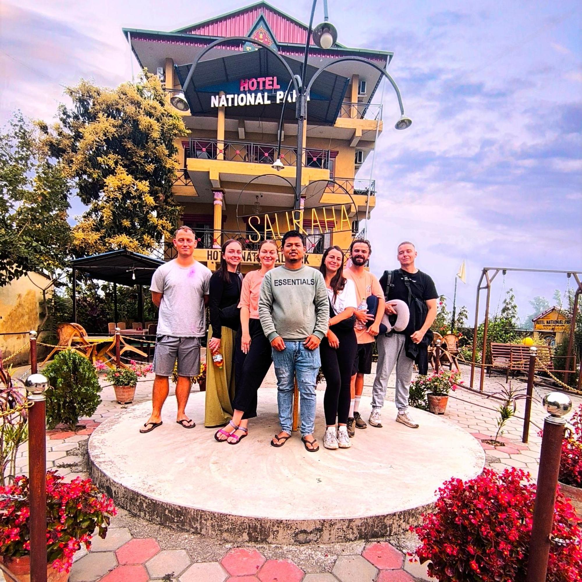 Hotel National Park Sauraha- Homely Stay And Peaceful Location With Jungle Safari Arrangements מראה חיצוני תמונה